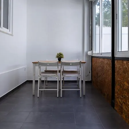 Daire Entrecampos - Family With Terrace *